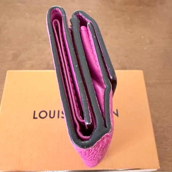 Louis Vuitton Taiga Rama Discovery Compact Wallet (PINK) W/BOX - Picture 5 of 10